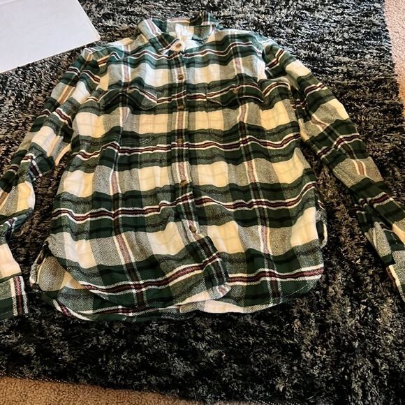 American eagle small plaid flannel - Picture 1 of 6